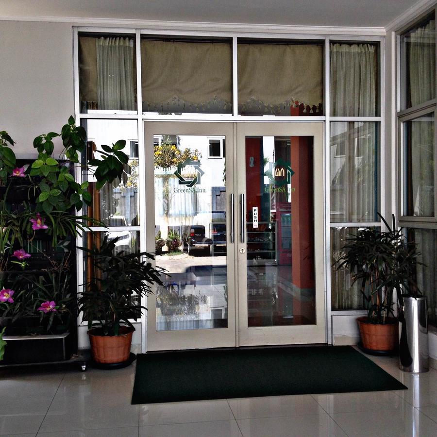 Greensa Inn Surabaya Exterior foto